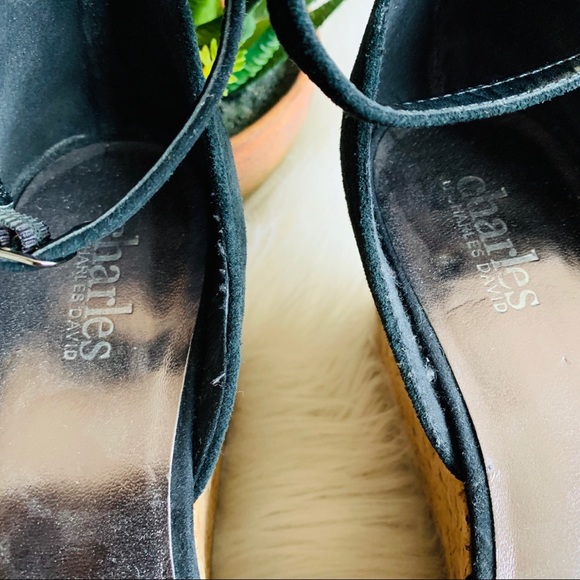 Charles by Charles David | Black Open Toe Wedges 8 - Picture 6 of 6